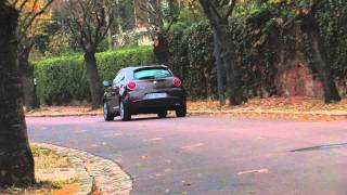 Essai Alfa Romeo Mito 14 MultiAir 105 StopampStart Super 2011 [upl. by Floro]