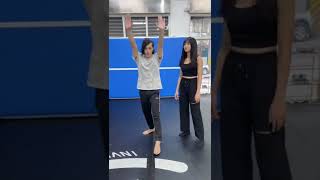 cartwheel tutorial  instagram 73tricking [upl. by Leopoldeen]