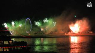 Größte Kirmes am Rhein in Düsseldorf  Aufbau Jahrmarkt Feuerwerk [upl. by Einalam]