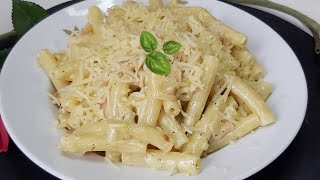 Recette de macaroni au allumettes de poulet fumées et la sauce blanche [upl. by Noived]