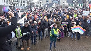 Demo quotLangenfeld für Demokratiequot  Video des Filmkreises der VHS Langenfeld [upl. by Adnohsak380]