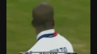 1er Gol Oficial de David Suazo  genova  milan  HD 1080p [upl. by Bernita824]