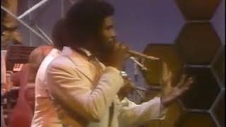 BILL SUMMERS quotAT THE CONCERTquot SOUL TRAIN 1982 iphone [upl. by Yahsal]