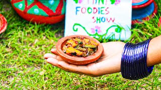 Miniature Potato Curry Recipe With Cowpea Seeds Mini Aloo Borboti Curry  Mini Foodies Show [upl. by Jona]