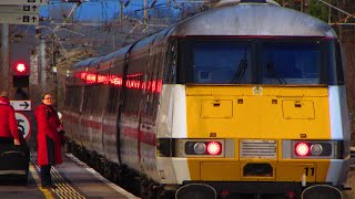 91110 Bounds Green  82211 at Wakefield Westgate [upl. by Linette]