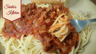 Vegetarian Spaghetti Bolognese – made with Quorn mince [upl. by Eerdua824]