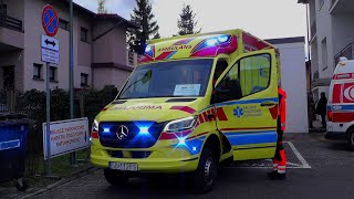 Prezentacja ambulansu i sygnalizacji świetlnodźwiękowej S05 34  Mercedes Sprinter  Bielskie PR [upl. by Yerffeg]