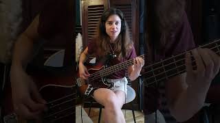 Respire Encore 💨 Clara Luciani cover short bassplayer [upl. by Cristal]