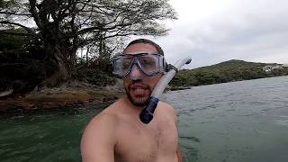 Mergulho na Praia da Sepultura com Snorkel  BombinhasSC [upl. by Ahsener]