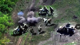 Horrible Ukrainian blow up Russian soldiers trying advance in heavy battle on frontline [upl. by Ylrbmik]