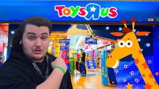 Going To TOYS R US In 2022 theyre back [upl. by Nasaj]