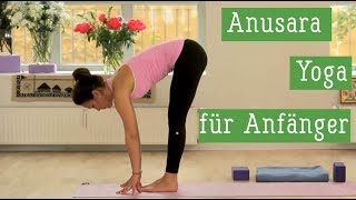 30 Minuten Yoga für Anfängerinnen  Anusara Yoga mit Christina Lobe  Yoga Workout [upl. by Nallac]