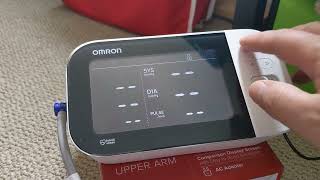 Omron Series 10 Blood Pressure Monitor Using memory hit Left not Right Resetting the machine too [upl. by Enilesoj312]