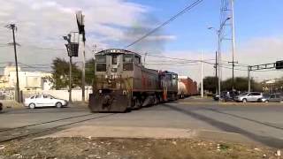 Kcsm 1573 y 1526 con servicio escapero en Av Nogalar  Big K5H horn [upl. by Rubens]