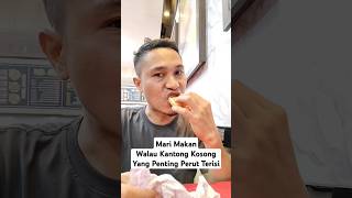 Makan Burger Ala Anak Kampung shorts mukbang [upl. by Jessalyn]