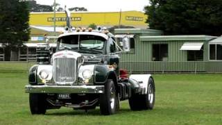 Mack B Model Mack Muster 2010 [upl. by Peacock]