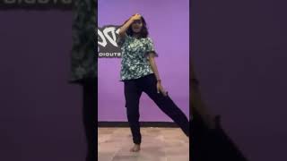 Tere naam ka tattoo🤪reelsvideoyoutubeshortsdancevideoforyoupageforyoushorts [upl. by Avery]