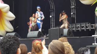 Vengaboys  Kiss When The Sun Dont Shine Live  Return To The 90s Amsterdam [upl. by Aliahkim]