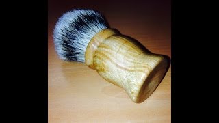 Rasage traditionnel  Musgo Real Oak moss  Blaireau Silvertip 30mm  Merkur Progress [upl. by Valenka]