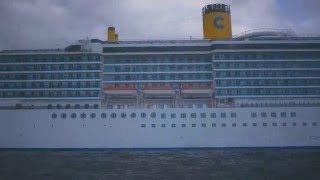 Turismo de cruceros en el Puerto de Vigo [upl. by Jamaal620]