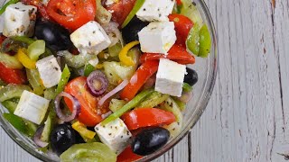 Salata greceasca cu feta aromata nutritiva si foarte gustoasa 🏠 Casuta Laurei [upl. by Eniala]