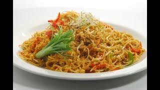 Singapore Noodle Rice  Cooksmart  Sanjeev Kapoor Khazana [upl. by Magnus340]