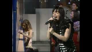 Björk  Pagan Poetry and Generous Palmstroke live on Japanese TV 2002 [upl. by Nishi816]