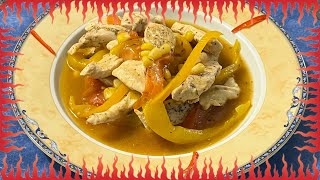 Recette facile de poulet dans sa nage de légumes  vidéo courte [upl. by Nnylram]