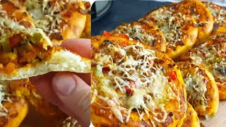 Mini pizza turque extra moelleuse 🍕 بيتزا بعجينة قطنية و هشة بلا متعدبي راسك بالدليك غير بالكاس [upl. by Sanjay]