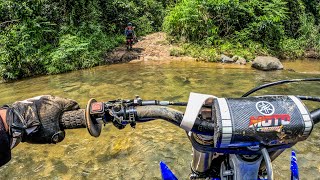 Por primera vez cruzando ríos en mi Yamaha YZ 250 [upl. by Dlarej]