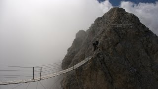 Cliffhanger Hängebrücke  KlettersteigAction Ferrata Ivano Dibona Dolomiten [upl. by Eledoya88]