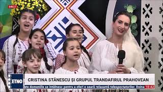 Cristina Stanescu si Grupul vocal „Trandafirul Prahovean”  Fata mandra prahoveana [upl. by Eduj]