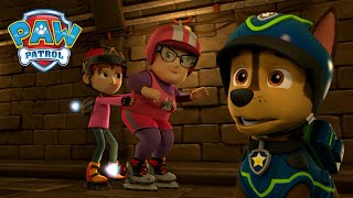 Sauvetage de PatPatrouille Rocket Rollerskate et Skateboard PAW Patrol dessins animés pour enfants [upl. by Otaner]