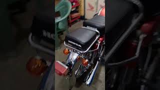 Honda CD 200 roadmaster yah bike restore ki hai 🆗🥰💯 Sajid bhatti Lahore se 💯 033140503053 [upl. by Dodd931]