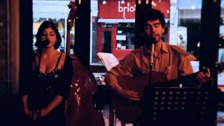 Eugene Feygelson amp Katya Herman  O Leãozinho Caetano Veloso cover [upl. by Kerry975]