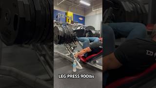 LEG PRESS COM 900lbs shorts [upl. by Annoeik595]