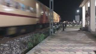 Ajmer Garib Nawaz Express  15715 kisanganj to ajmerjunction  ballia varanasi subscribe [upl. by Gannon750]