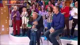 ALEJANDRO CANTANDO EL HIMNO DEL BETIS A PEPE MEL [upl. by Feune]