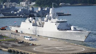 クイーン・エリザベス空母打撃群のオランダ海軍Evertsen フリゲート艦の横須賀入港と出港を撮るデ・ゼーヴェン・プロヴィンシェン級 F805 [upl. by Barret]