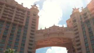 Nik Wallenda breaks world record at Atlantis Bahamas [upl. by Einapets]