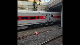 Metro North Railroad P32ACDM bypassing New Rochelle Station metronorth mta Railroad [upl. by Naimad]