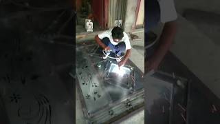 Gate Mein design Kaise banaen aur Gate Mein welding kaise karen funny love video automobile [upl. by Helbona]