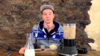 Snickers Shake Rezept zum selber machen [upl. by Nolrac]