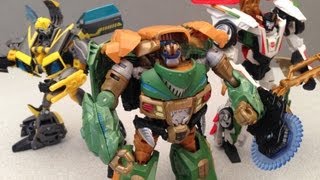 BEAST HUNTERS BULKHEAD DELUXE CLASS TRANSFORMERS PRIME TOY REVIEW BY MITCH SANTONA [upl. by Eatnoled]