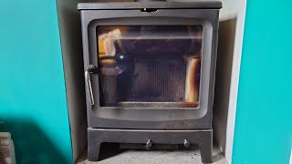 SALTFIRE PEANUT WOOD BURNERING STOVE 8KW CAST IRONHOW TO REMOVE BAFFLE PLATES [upl. by Finley]