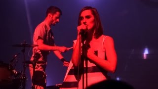 Yelle  Bouquet Final Live  Casino de Paris Paris 2015 HD [upl. by Hillegass]