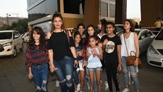 Raveena Tandon At Justin Bieber India Concert [upl. by Llecrad]