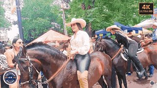 INCREIBLE la MEJOR CABALGATA de Colombia The Most BEAUTIFUL WOMEN Culturas 4K [upl. by Ame]