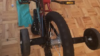 Lets try to patch bike tube tires using super glue amp rubber gloves [upl. by Auqenat119]