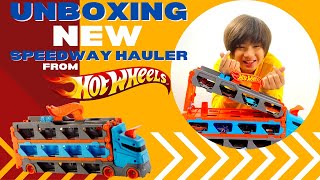 Unboxing video of Hot Wheels Speedway Hauler [upl. by Gerbold]